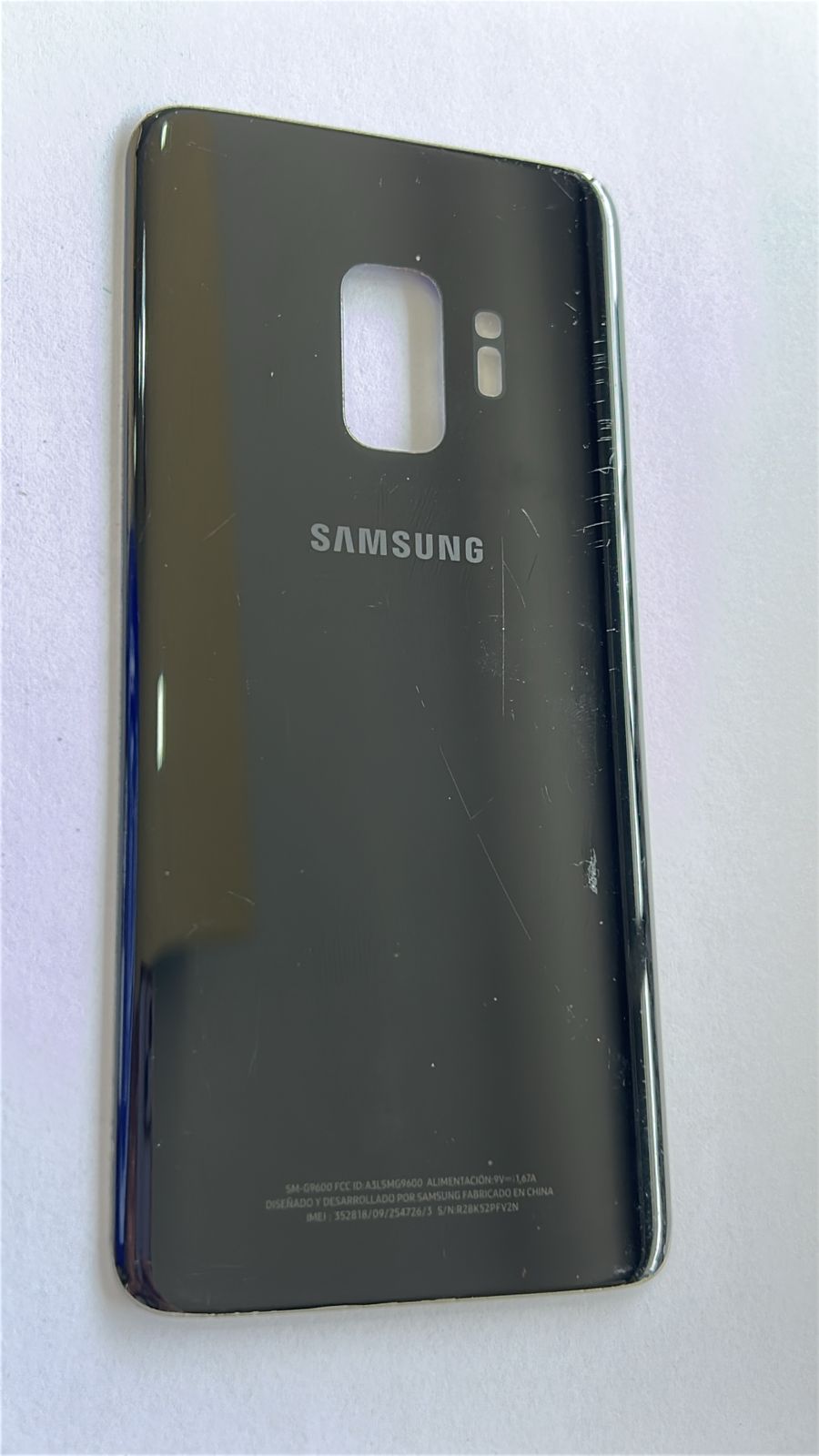 Tapa Samsung S9 Negra orginal con rayones